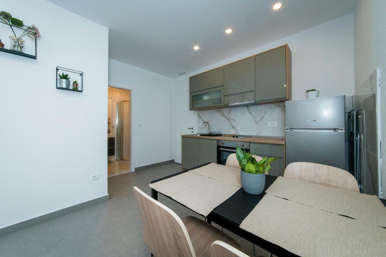 Apartmani Spiline Baška Voda Dış mekan fotoğraf